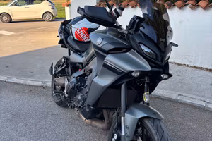 YAMAHA TRACER 9
