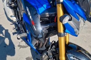 Suzuki gsx-s 750