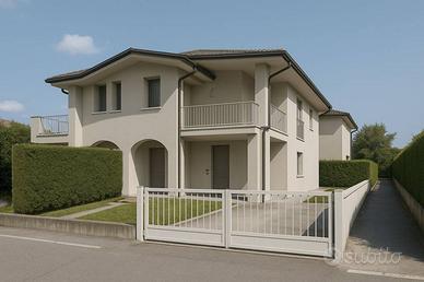 In centro a Castiglione d/S Villa Bifamiliare con