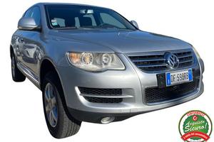 VOLKSWAGEN Touareg 2.5 R5 TDI DPF tiptronic
