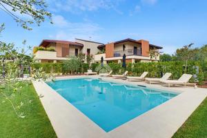 3 LOCALI A LAZISE