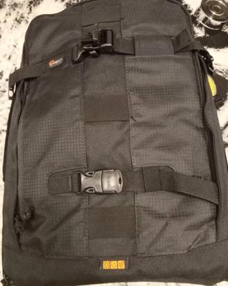 Lowepro Pro Runner 450 AW pari al nuovo