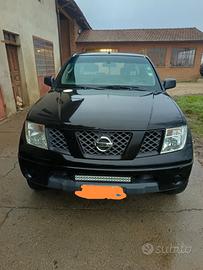 Nissan Navara D40