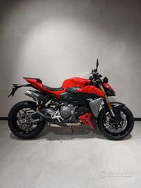 Ducati Streetfighter V2