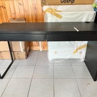 Scrivania con due cassetti ikea