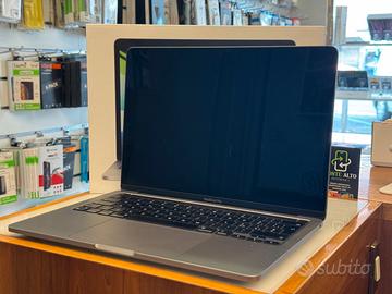 MacBook Pro 13” M2