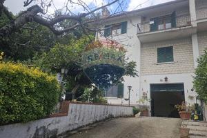 Villetta bifamiliare - Morcone