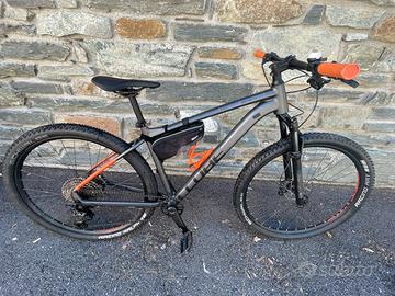 Mountain bike CUBE