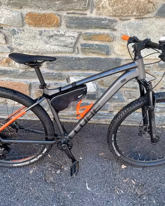 Mountain bike CUBE