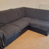 Divano ad angolo a letto e contenitore