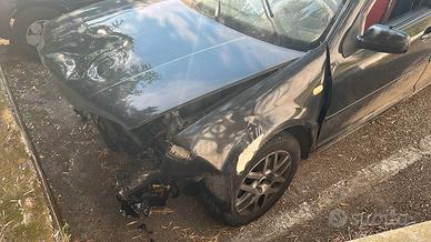 auto incidentata