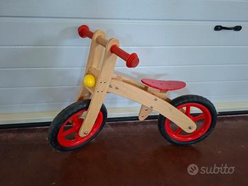 bicicletta senza pedali