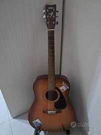 chitarra YAMAHA 