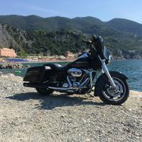 Harley-Davidson Street glide