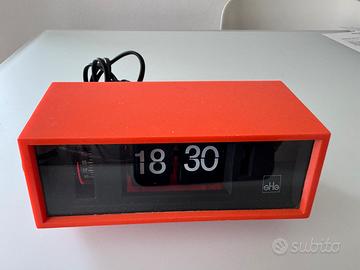 Sveglia a cartellini