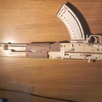 Ak-47 in legno modellino spara elastici