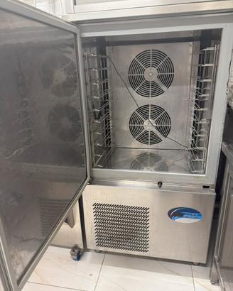 Abbattitore di temperatura professionale verticale