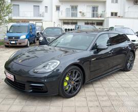 Porsche Panamera 4 Sport Turismo 2.9 E-Hybrid 462C