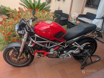 Ducati Monster S4R 996