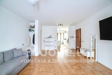 Appartamento Via A. Gramsci, 68, 24033, Calusco d'