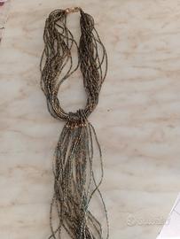  Collana di fattura africana 