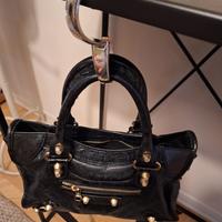 gancio da tavolo per borsa