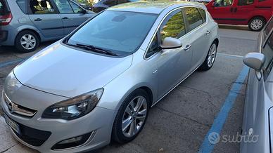 Opel Astra j 