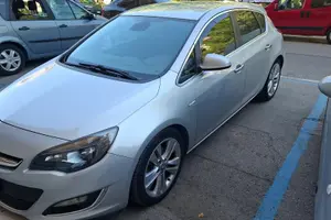 Opel Astra j 