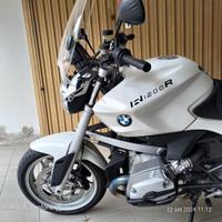 BMW R1200R