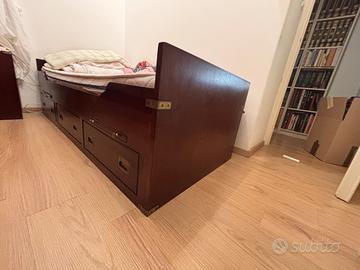 Letto e comodino stile marina