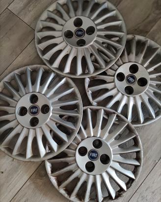  4 borchie fiat panda usate diametro 15 pollic