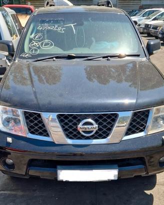 Nissan Pathfinder aventura 2.5 td motore YD 25 200
