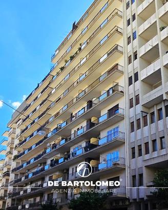 APPARTAMENTO VIA P.PE AMEDEO IN STABILE SIGNORILE