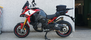 Multistrada V4 pikes peak