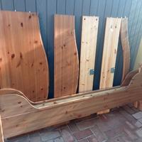 letto in legno una piazza e mezzo ikea