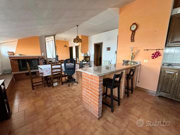 4 LOCALI A COLONNA