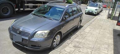 AVENSIS 2.2 D4D SW ANNO 2005