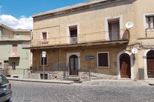 Casa singola Agira "borghi più belli d'Italia"