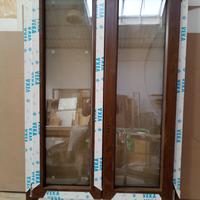 Finestra oscuro in pvc