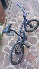 bicicletta BMX