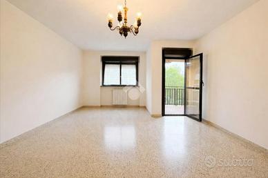 3 LOCALI A RIVOLI