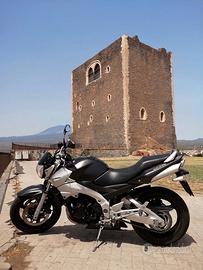 Suzuki gsr 600 37.000 km 1900 euro