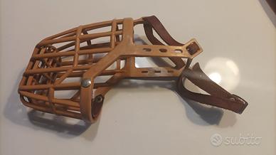 Museruola cane a cestello plastica rigida 