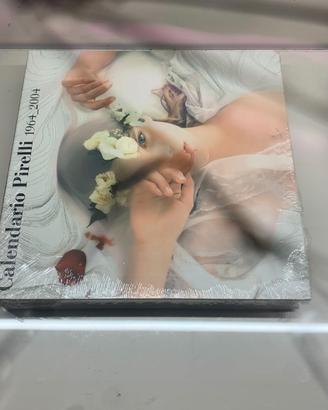 libro calendario Pirelli 1964 - 2004 da collezione