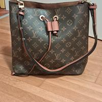 secchiello Louis vuitton 