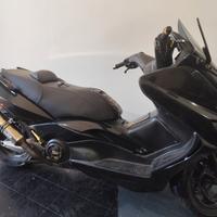 Yamaha T Max 530