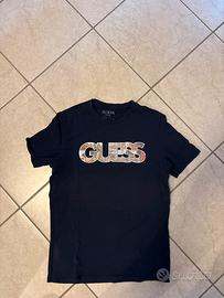 T shirt Guess