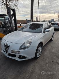 ALFA ROMEO GIULIETTA DEL 2012 PER RICAMBI