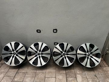 Cerchi Kia Sportage 3 serie ( SLE) diamntati 18