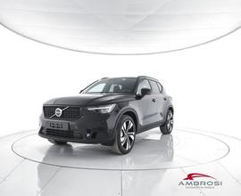 VOLVO XC40 B3 Mild hybrid Benzina Ultra Dark